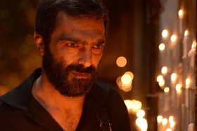 نمایش و نقد و بررسی فیلم &laquo;خون خدا&raquo; در سینما هویزه مشهد