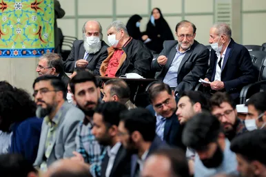 دیدار شاعران و اساتید ادبیات فارسی با رهبر انقلاب