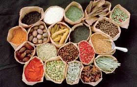 هشدار یک متخصص: درمان سنتی جایگزین درمان&zwnj;های پزشکی سرطان نیست