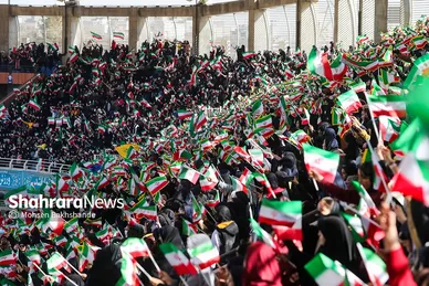 جشن «ایران دخت» با حضور ۳۰ هزار دانش آموز مشهدی