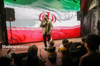 گزارش تصویری | مراسم انتخاب چهره هنری انقلاب اسلامی خراسان رضوی ۱۴۰۴ در مشهد