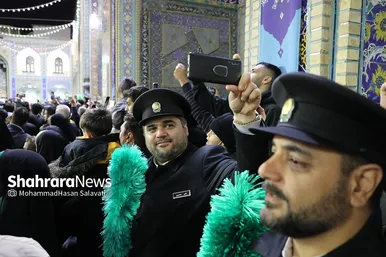 تحویل سال ۱۴۰۲ در حرم مطهر امام رضا (ع)
