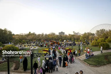 گزارش تصویری | طعم و رنگ پاییز در باغ مشهد