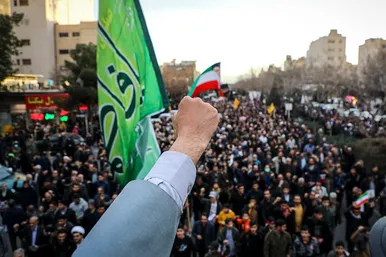 تشییع دو تن از شهدای حادثه تروریستی گلزار شهدای کرمان در مشهد