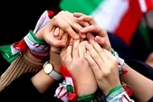 نقش هنرمندان در شرایط جنگی، ایجاد آرامش و تقویت همبستگی است