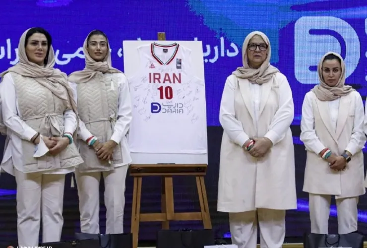 رونمایی از پیراهن تیم ملی بسکتبال زنان؛ سفید، مثل همیشه!