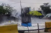 حادثه در محل خط لوله آب در پروژه احداث دوربرگردان شرقی ابوطالب مشهد (۵ خرداد ۱۴۰۴)
