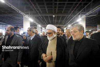 گزارش تصویری | بهره‌برداری از پارکینگ طبقاتی «توحید» میدان شهدای مشهد (۷ آذر ۱۴۰۳)