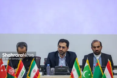 رونمایی از پایگاه اینترنتی جهانشهر در روز ملی مشهد