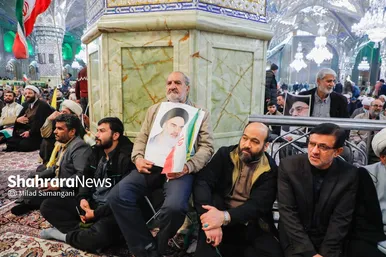 برگزاری آیین گرامیداشت سالروز نهم دی در حرم مطهر امام‌رضا(ع)