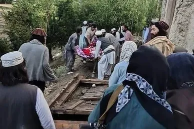 عکس‌هایی از زلزله بامداد امروز در افغانستان
