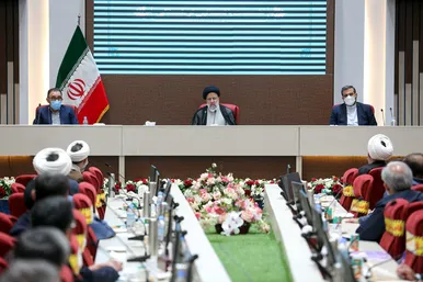 نشست رییس جمهور با فعالین فرهنگی خراسان رضوی