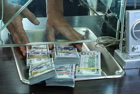ذخیره ارزی بانک مرکزی به ۴.۵ میلیارد دلار افزایش یافت
