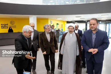 گزارش تصویری | بازدید رئیس کل دادگستری خراسان رضوی از کارخانه نوآوری و رصدخانه شهری شهرداری مشهد