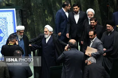 عکس‌هایی از آغاز مجلس دوازدهم توسط هیئت رئیسه سنی