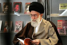 تکذیب رسمی یک شعر منتسب به رهبر شهید انقلاب
