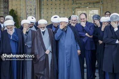 گزارش تصویری | تشییع پیکر مرحوم حجت الاسلام والمسلمین الهى خراسانى در حرم مطهر رضوی