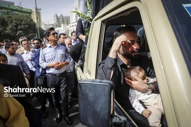 گزارش تصویری | مراسم تشییع پیکر آتش‌نشان فداکار «شهید رضا فخریان» در مشهد