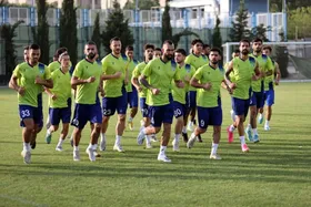 نقل و انتقالات استقلال متوقف شد