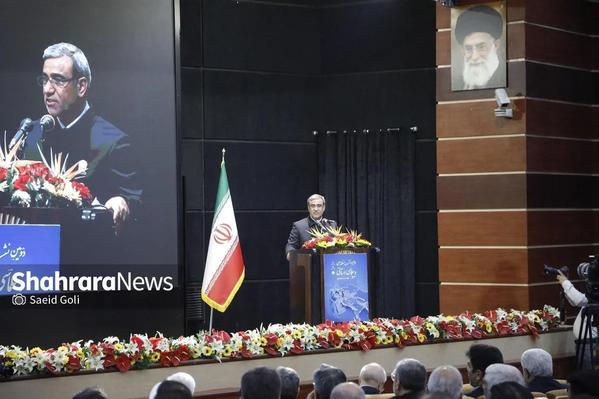 استاندار خراسان رضوی: بخش خصوصی، موتور محرک دیپلماسی استانی است | تفویض اختیارات محلی، شاه‌کلید توسعه پایدار منطقه‌ای
