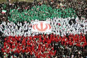۸ هزار نفر سرود &laquo;قلب ایران&raquo; را در مشهد همخوانی می&zwnj;کنند