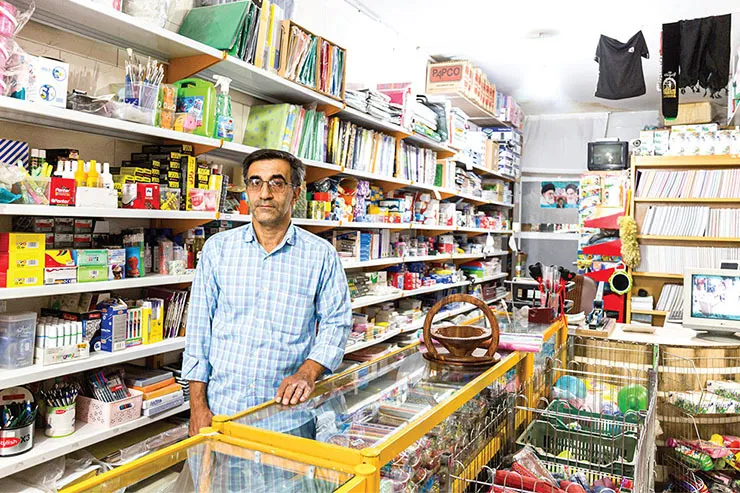 کتابفروشی، کار دل است که با حساب و کتاب نمی‌خواند