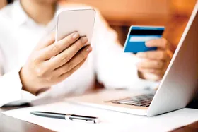 خدمات کارت&zwnj;محور بانک&zwnj;ها به مدار بازگشته است | برنامه&zwnj;ریزی برای تداوم خدمات در تشییع رهبر شهید