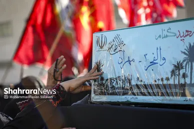 گزارش تصویری | اجتماع عزاداران فاطمی و تشییع پیکر مطهر ۱۳ شهید گمنام دوران دفاع مقدس در مشهد