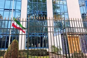 پرچم ایران در سفارتخانه&zwnj;های کشورمان در اروپا به حالت نیمه&zwnj;برافراشته درآمد (۸ اردیبهشت ۱۴۰۴)