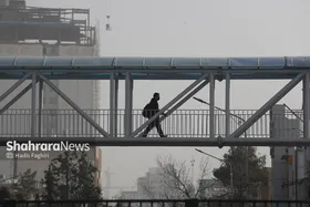 &laquo;مشهد&raquo; غرق در گردوغبار شدید (۵ دی&zwnj;۱۴۰۲)
