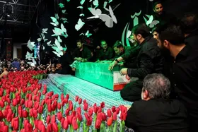 شعر تازه &laquo;افشین علا&raquo; برای وداع با رهبر شهید