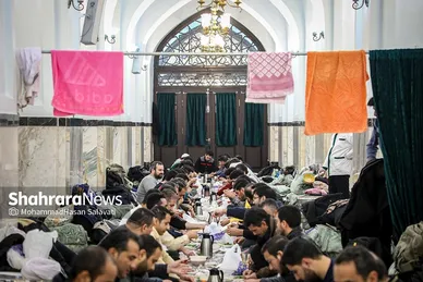 آیین معنوی اعتکاف در حرم امام رضا (ع)