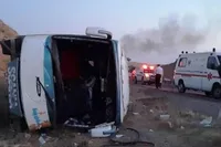 واژگونی اتوبوس کارگران در کرمان | افزایش تلفات به ۳ نفر