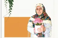 زندگی میان عطر گل‌ها | روایت اولین تولیدکننده رز جاویدان در خراسان رضوی