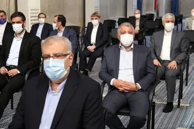 دیدار جمعی از مسئولان نظام و مهمانان شرکت کننده در کنفرانس وحدت اسلامی با رهبر معظم انقلاب