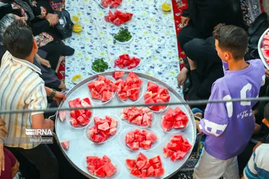 افطاری در کوچه گلچینان یزد