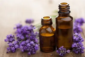 کاهش ریزش مو با استفاده از برخی روغن&zwnj;های طبیعی گیاهی