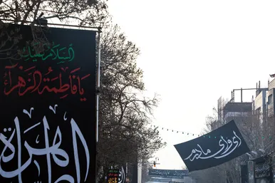 فضاسازی شهر مشهد به مناسبت ایام فاطمیه و سالگرد شهادت سردار سلیمانی