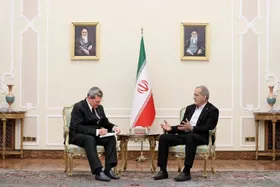 پزشکیان: سرمایه&zwnj;گذاری&zwnj;های مشترک و متقابل میان ایران و ترکمنستان راهبردی برای تامین رفاه دو ملت است