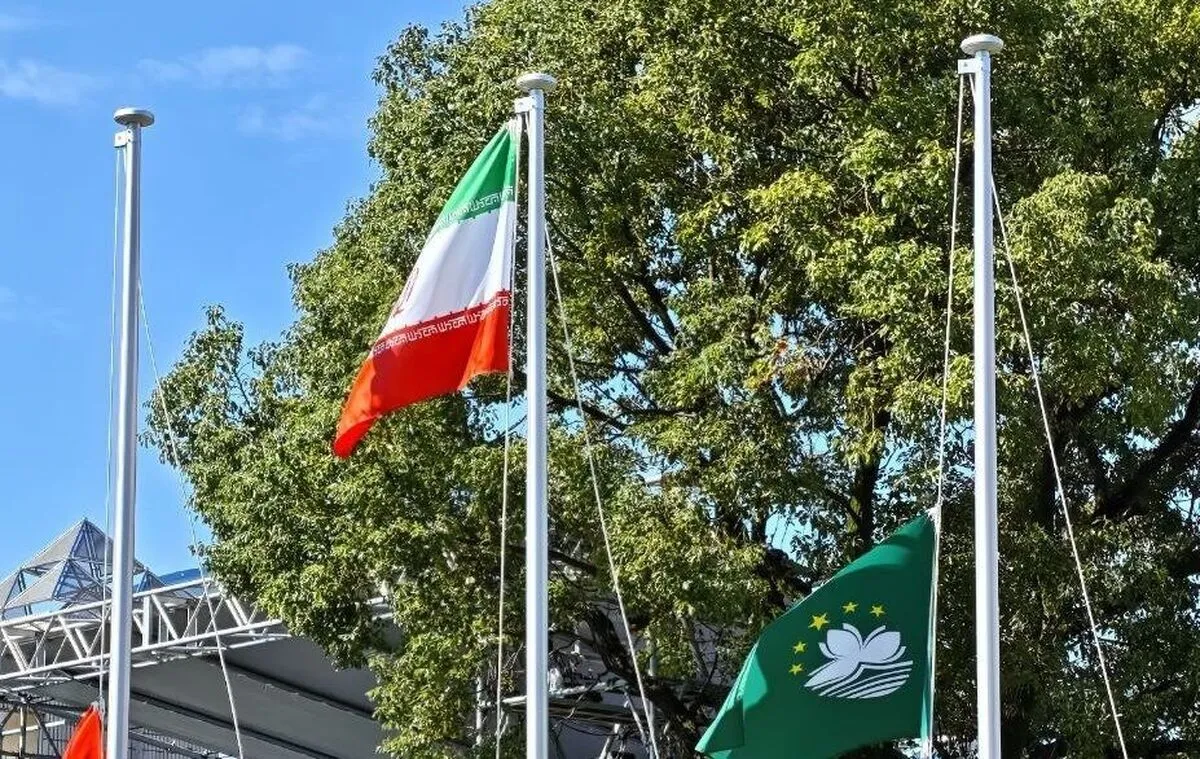 پرچم ایران در دهکده بازی‌های آسیایی ناگویا به اهتزاز درآمد + فیلم