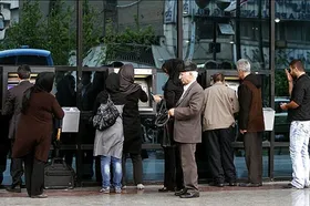 پرداخت مابه&zwnj;التفاوت فروردین بازنشستگان در تیرماه | جزئیات وام ۷ میلیونی بازنشستگان