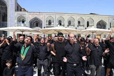 عزاداری روز عاشورا در خیابان امام رضا علیه السلام مشهد