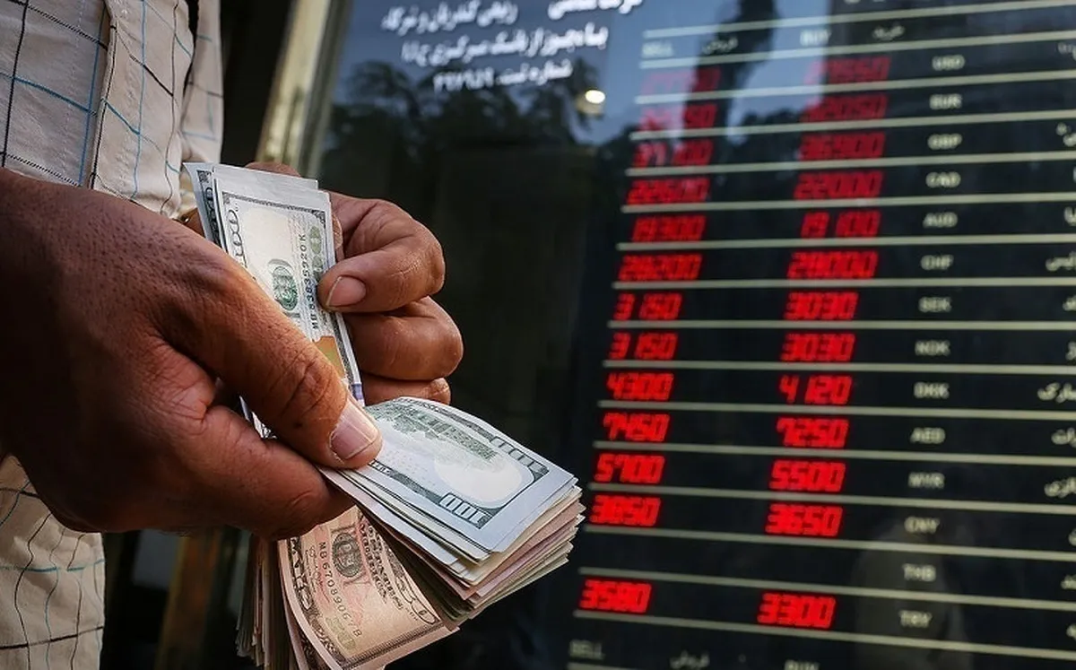 دلار در بازار آزاد مشهد عقب نشست | کاهش هزار تومان در نیمه روز (۲۵ مرداد ۱۴۰۵)
