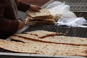 طرح نصب کارتخوان در نانوایی&zwnj;ها شکست خورده است؟ | هزینه طبخ نان، ۲۰۰ درصد افزایش یافته است