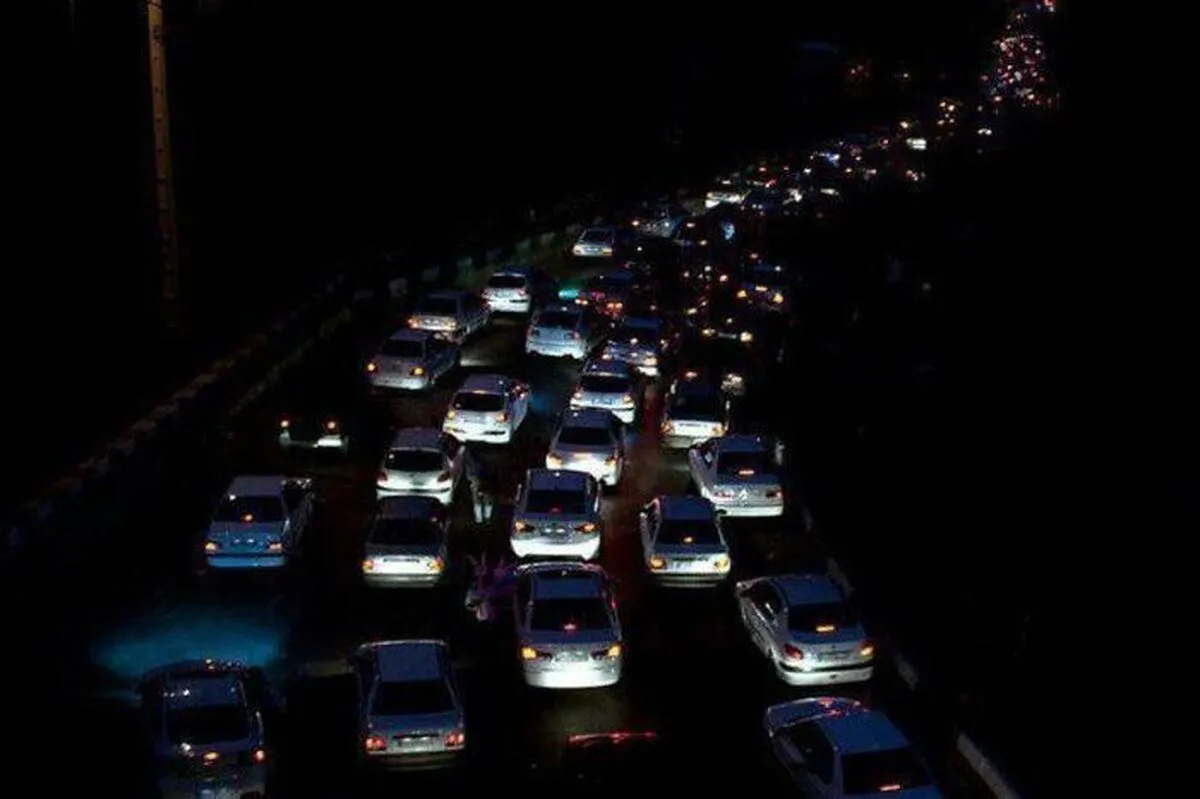ترافیک پرحجم در آزادراه‌های قزوین همزمان با موج بازگشت مسافران در شامگاه جمعه (۸ خرداد ۱۴۰۵)