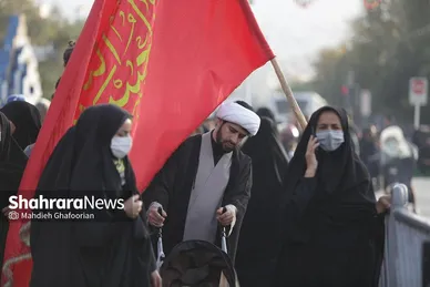 پیاده‌روی جاماندگان اربعین حسینی در مشهد