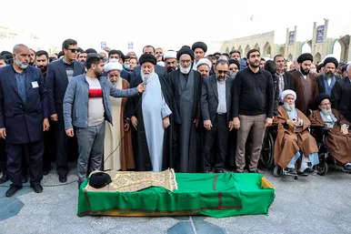 تشییع پیکر حجت الاسلام سید جعفر طباطبایی در مشهد