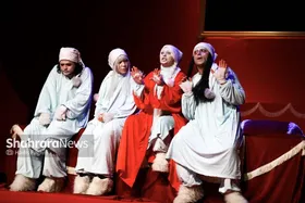 گزارش تصویری | تئاتر باران در &laquo;شب تابستان&raquo;
