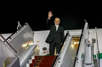 مسعود پزشکیان نیویورک را به مقصد تهران ترک کرد (۴ مهر ۱۴۰۵)