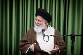 آیت&zwnj;الله علم&zwnj;الهدی: سرمایه حقیقی کشور، ملت وفادار به ولایت و اهل&zwnj;بیت(ع) است